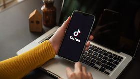 VIDEO Influencerii fac averi de milioane din TikTok! Fiscul a pornit pe urmele lor: „Probabil numărul real este de ordinul miilor”